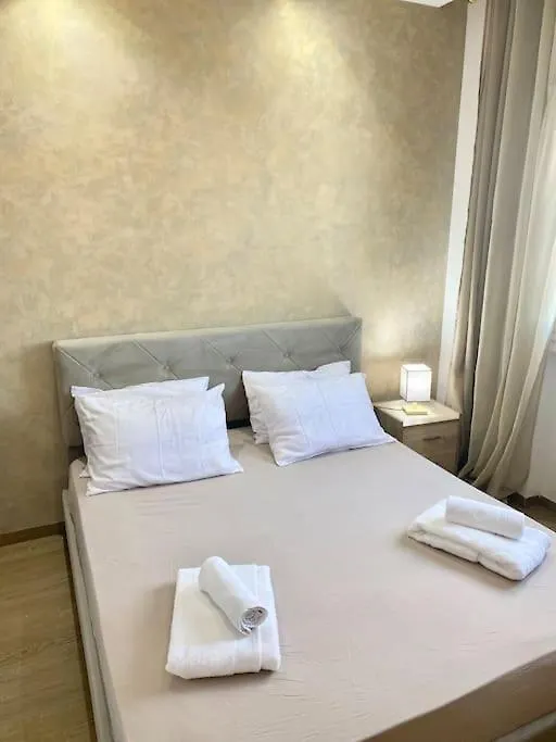 Logement Entier: Appartement. Jardins De Carthage Tunis Tunisia