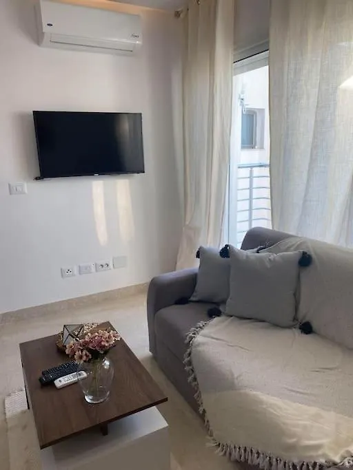 Logement Entier: Appartement. Jardins De Carthage Tunis 0*,